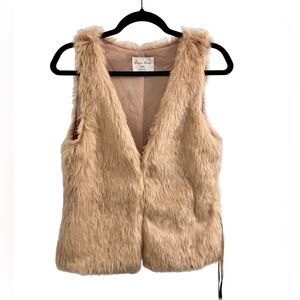 Love Tree Blush Pink Faux Fur Vest Size S